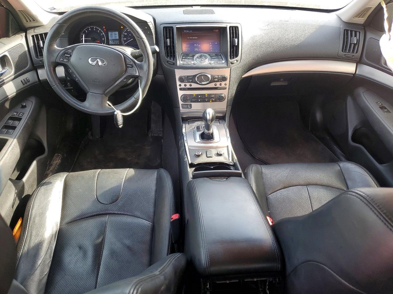 2013 INFINITI G37