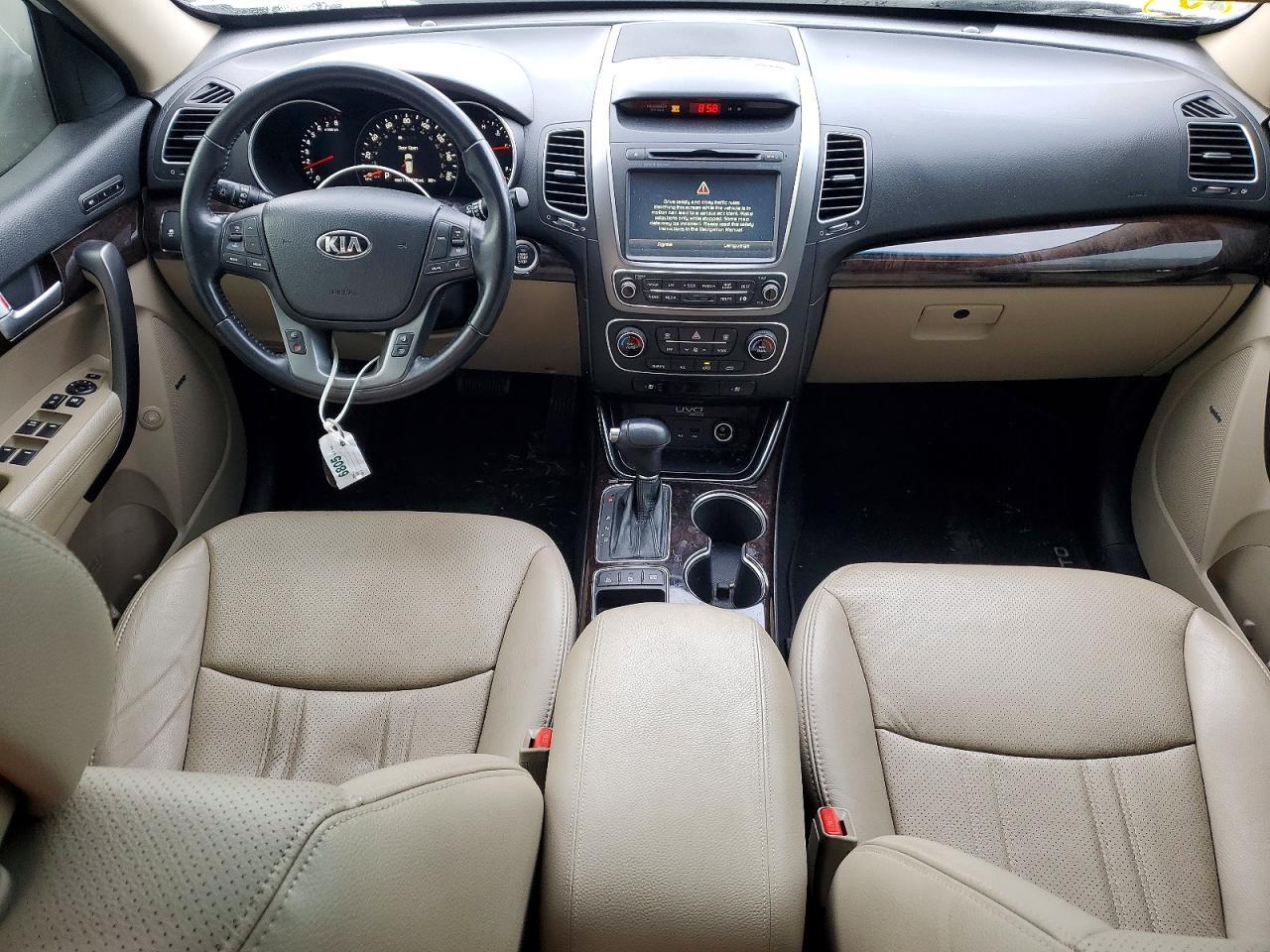 2014 KIA SORENTO