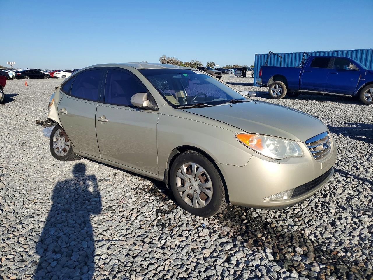 2010 HYUNDAI ELANTRA