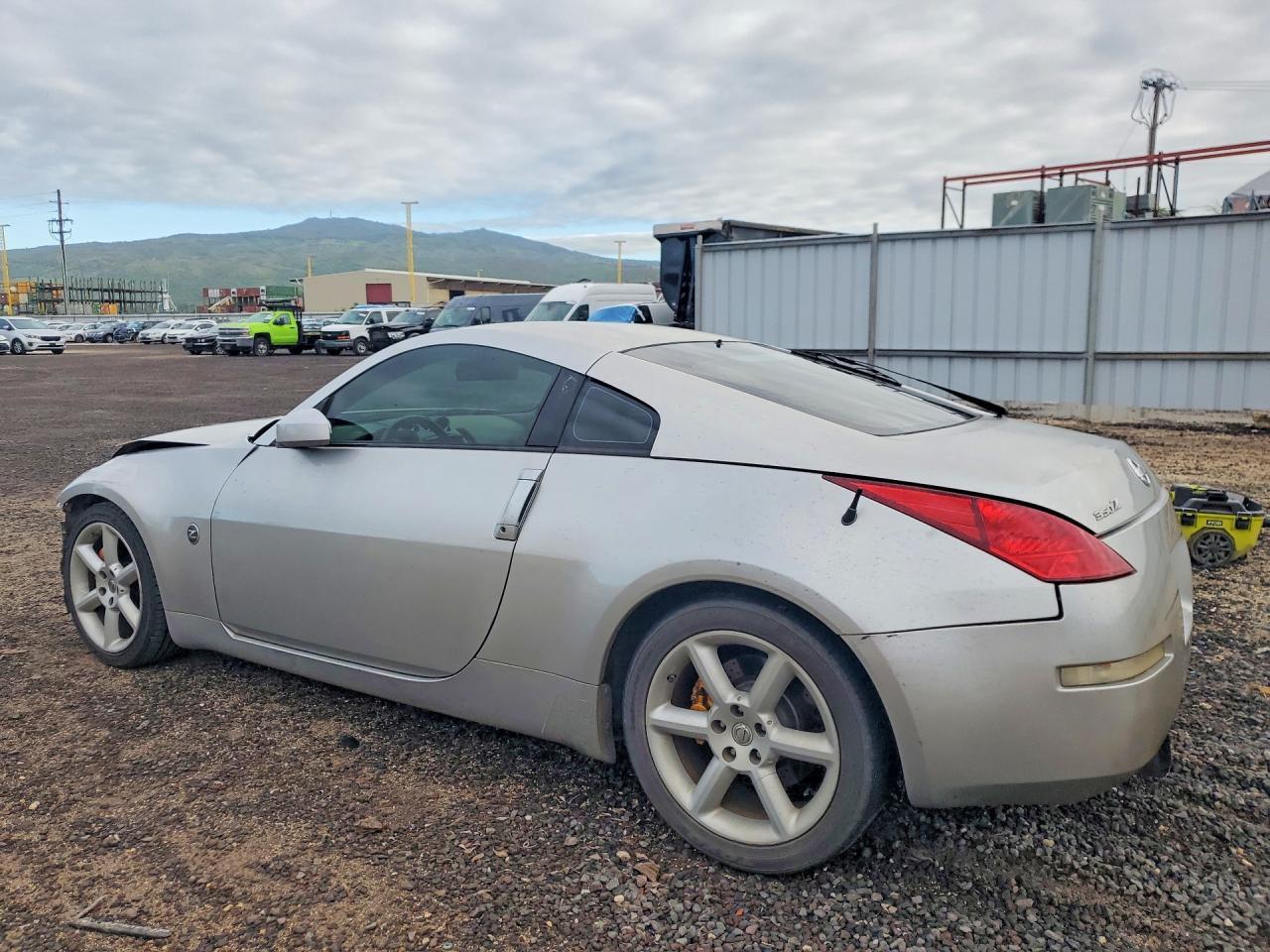 2003 NISSAN 350Z