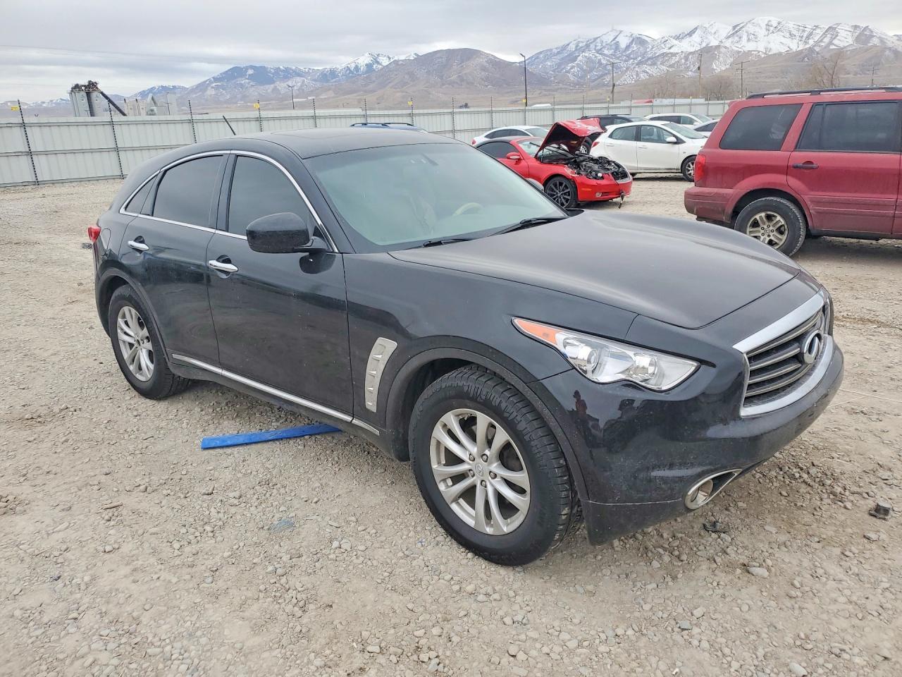 2013 INFINITI FX37
