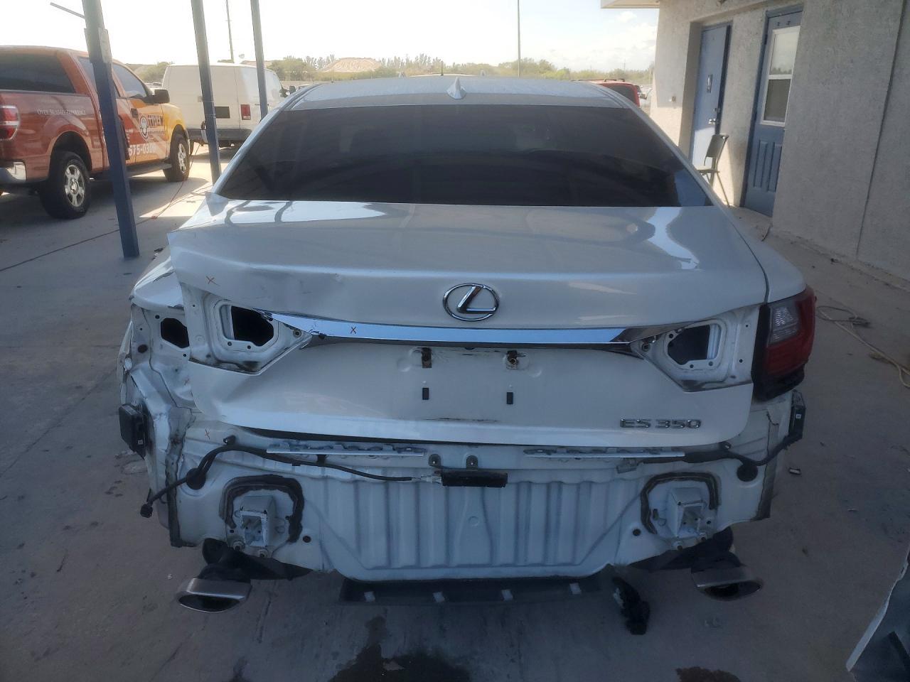 2017 LEXUS ES 350