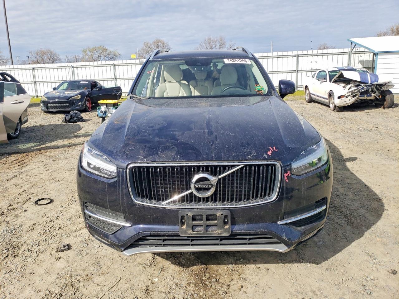 2019 VOLVO XC90