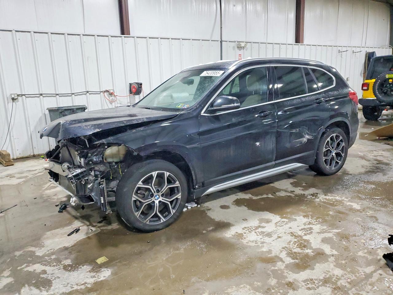 2022 BMW X1