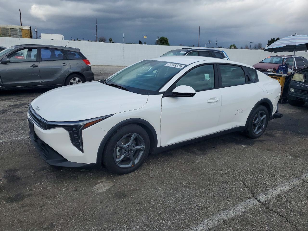 2025 KIA K4