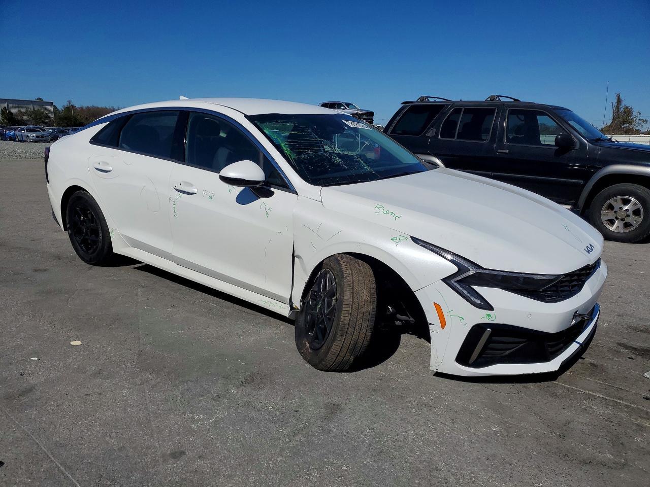 2025 KIA K5