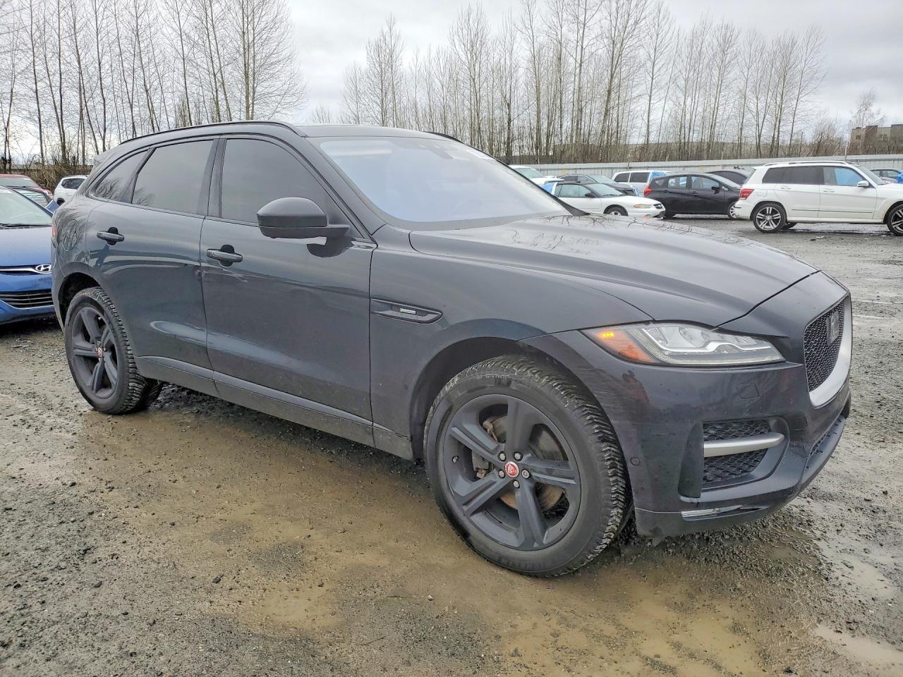 2017 JAGUAR F-Pace