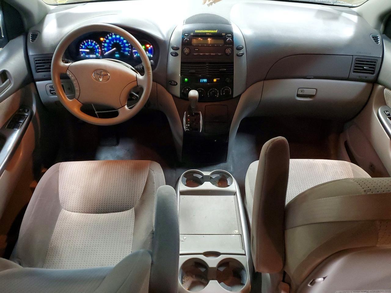 2007 TOYOTA SIENNA