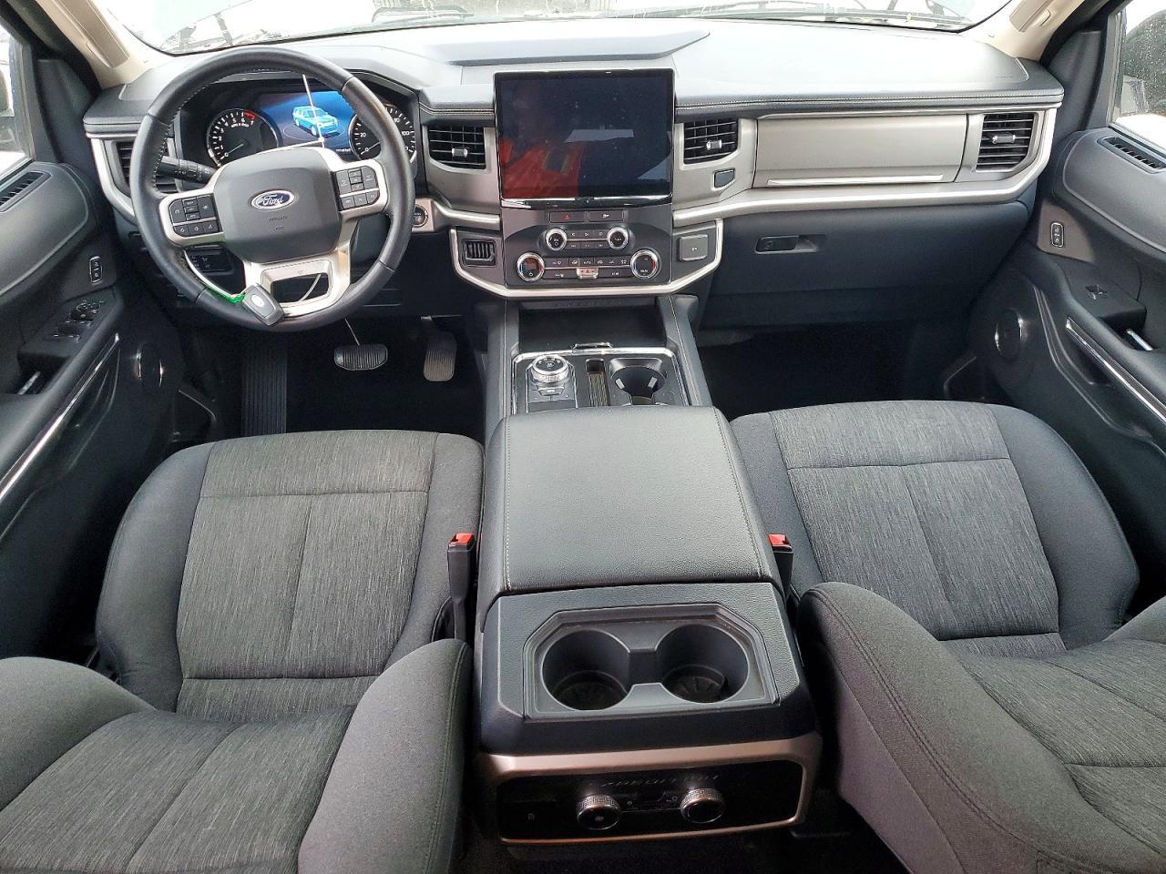 2022 FORD Expedition