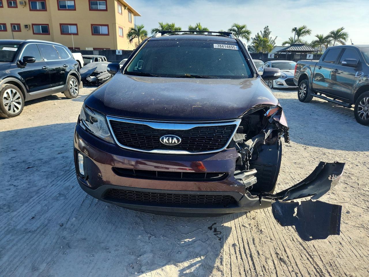 2014 KIA SORENTO
