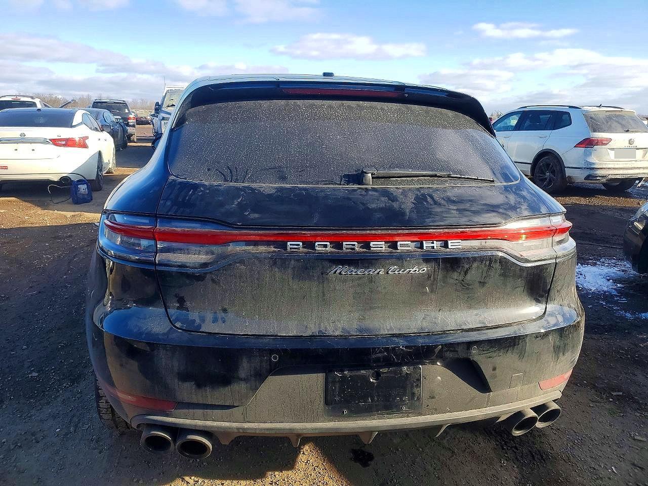 2021 PORSCHE Macan