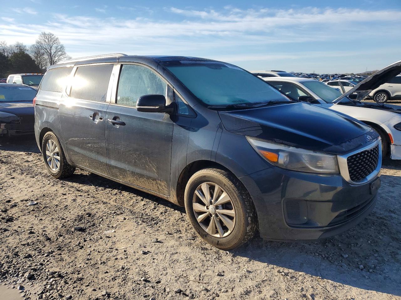 2015 KIA SEDONA