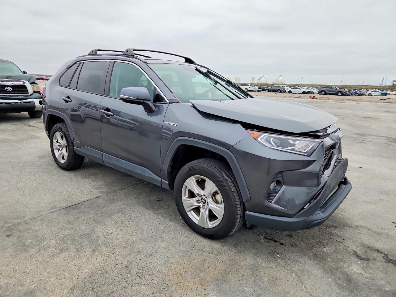 2020 TOYOTA RAV4