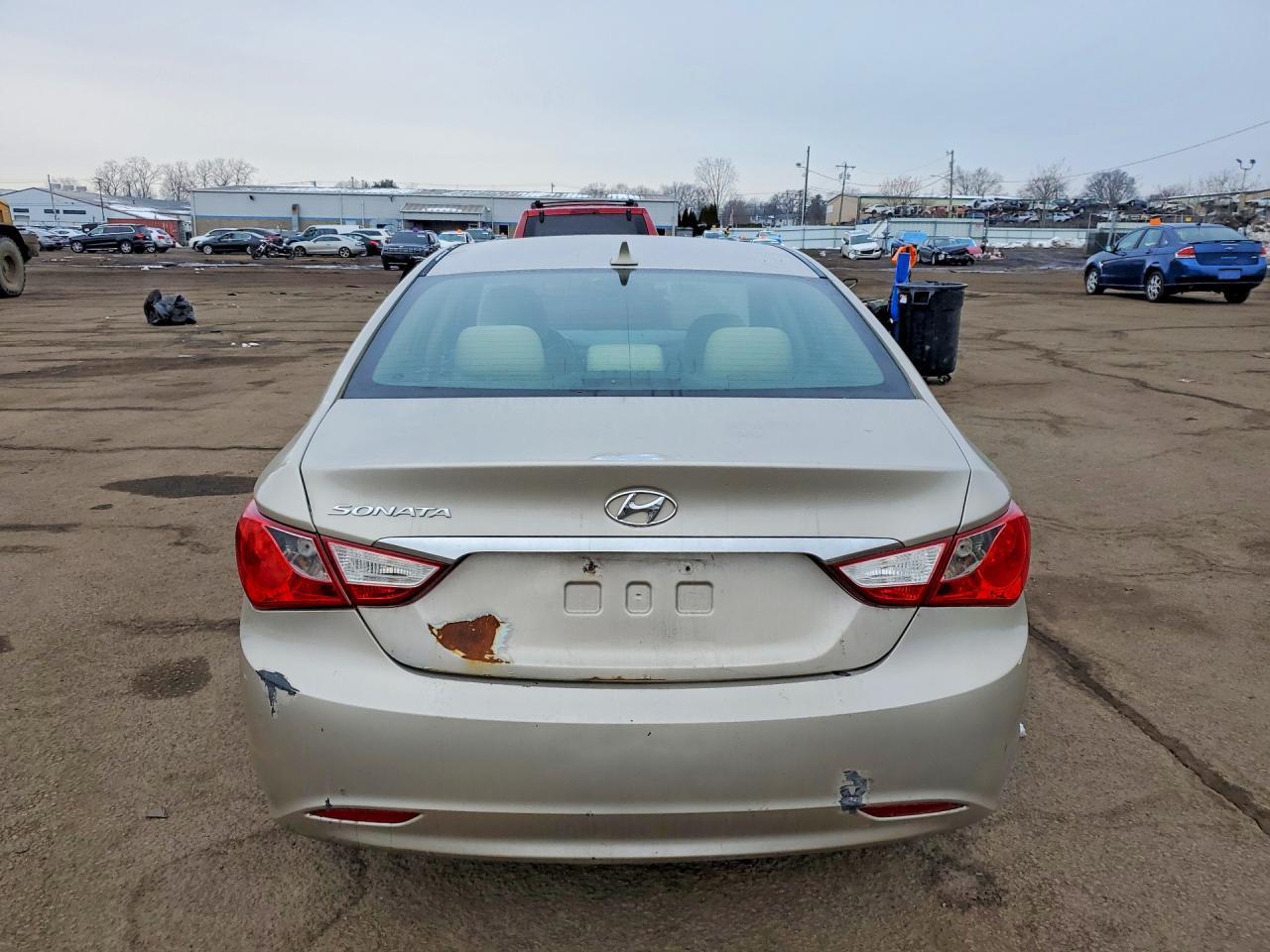 2011 HYUNDAI SONATA