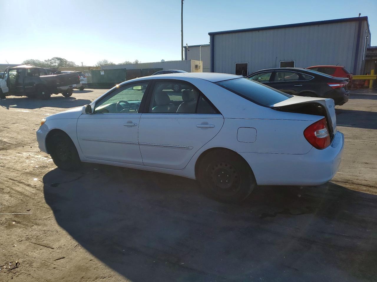 2004 TOYOTA CAMRY