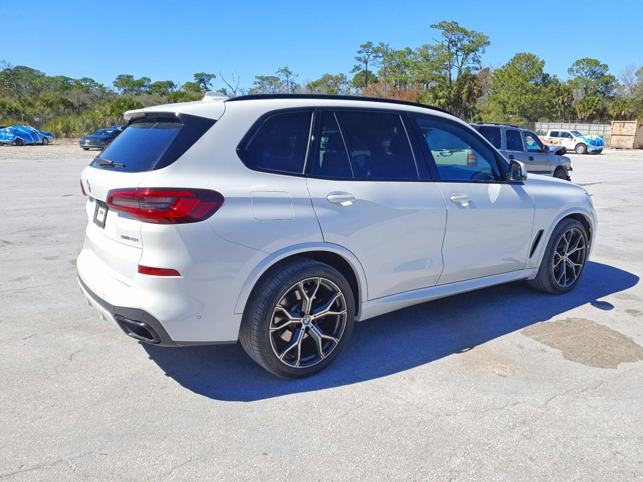 2021 BMW X5