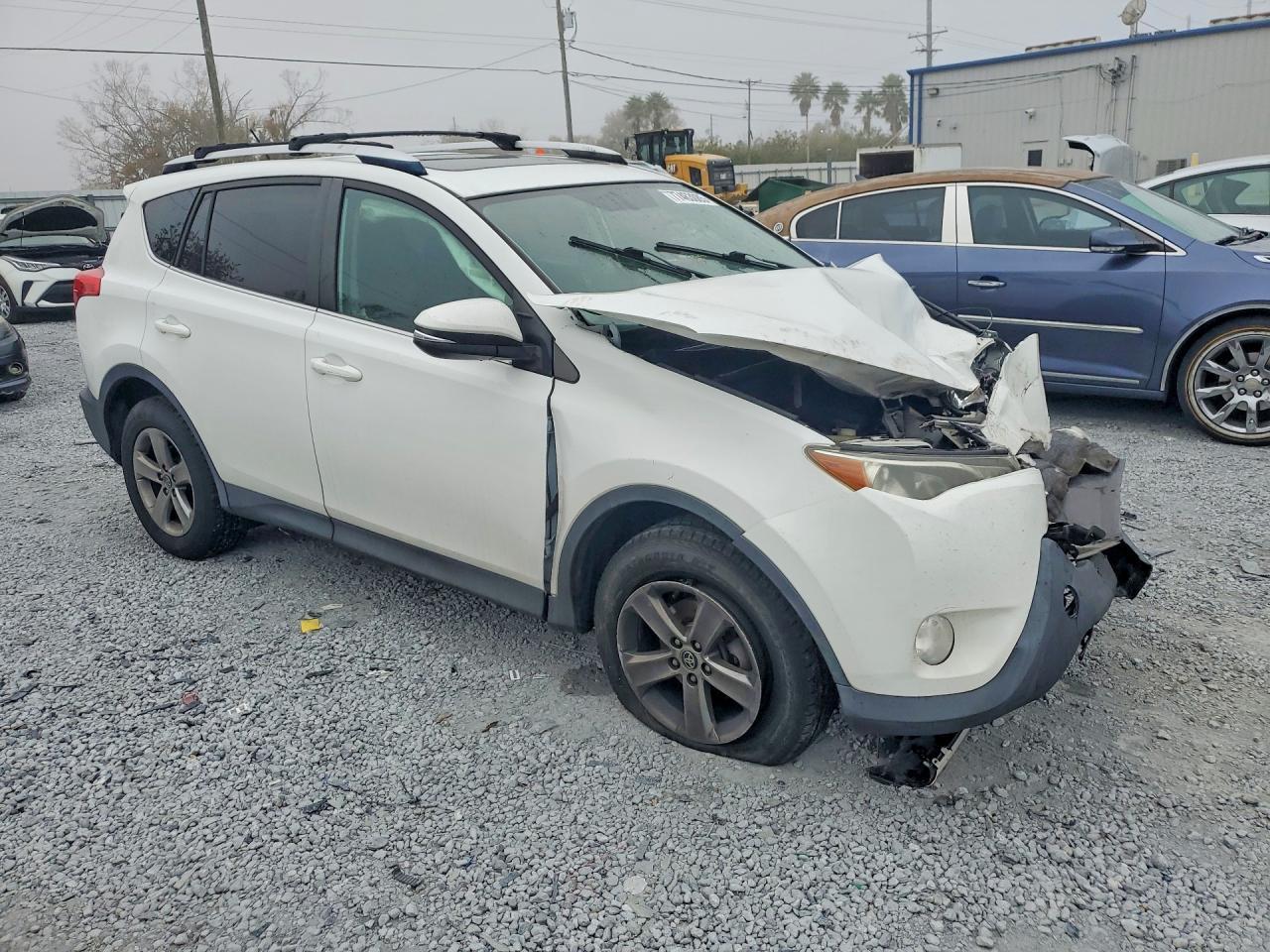 2015 TOYOTA RAV4