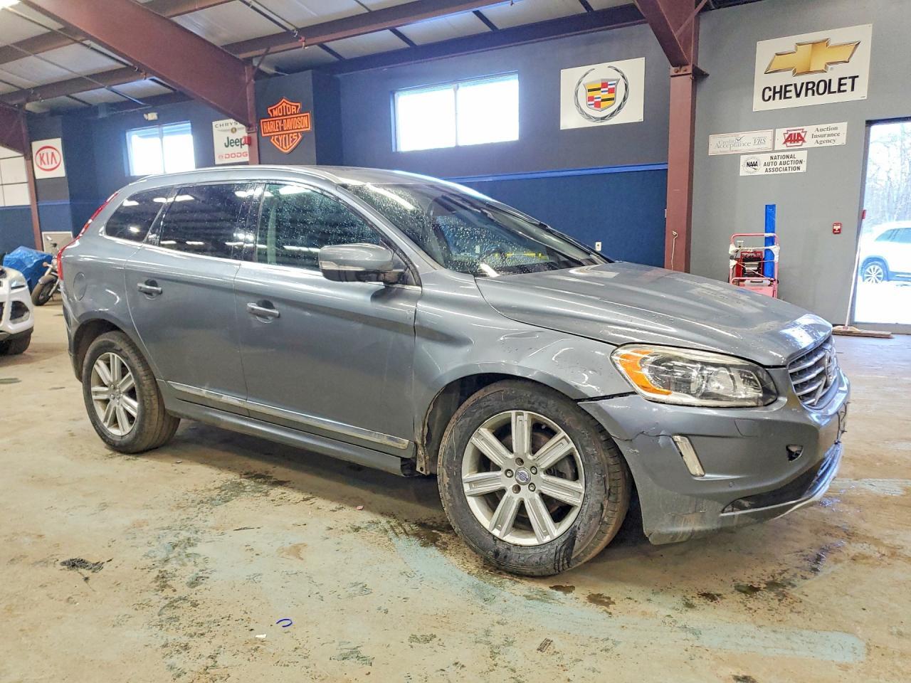2017 VOLVO XC60