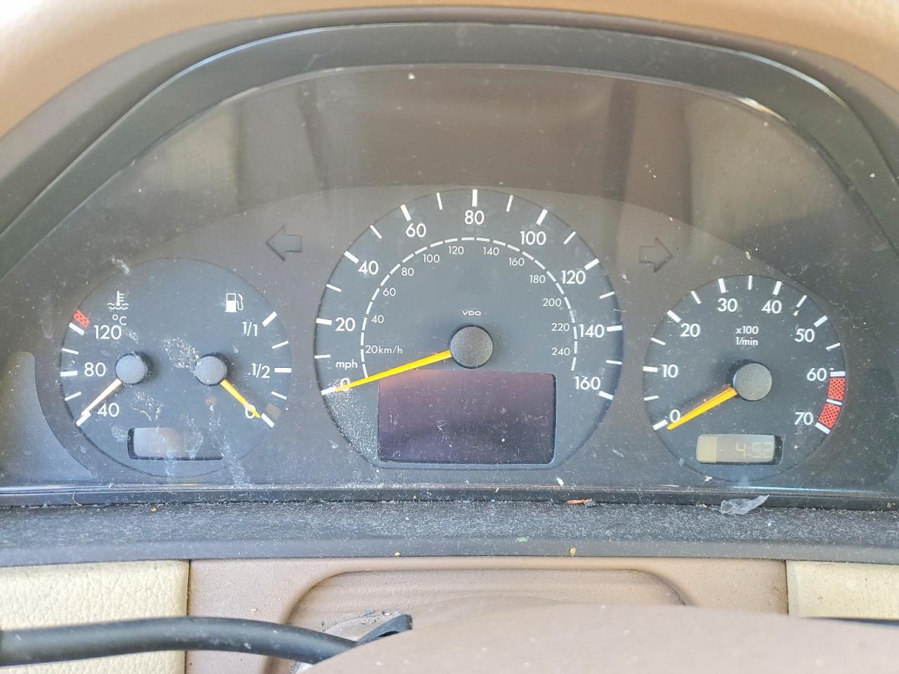 2002 MERCEDES-BENZ E-Class