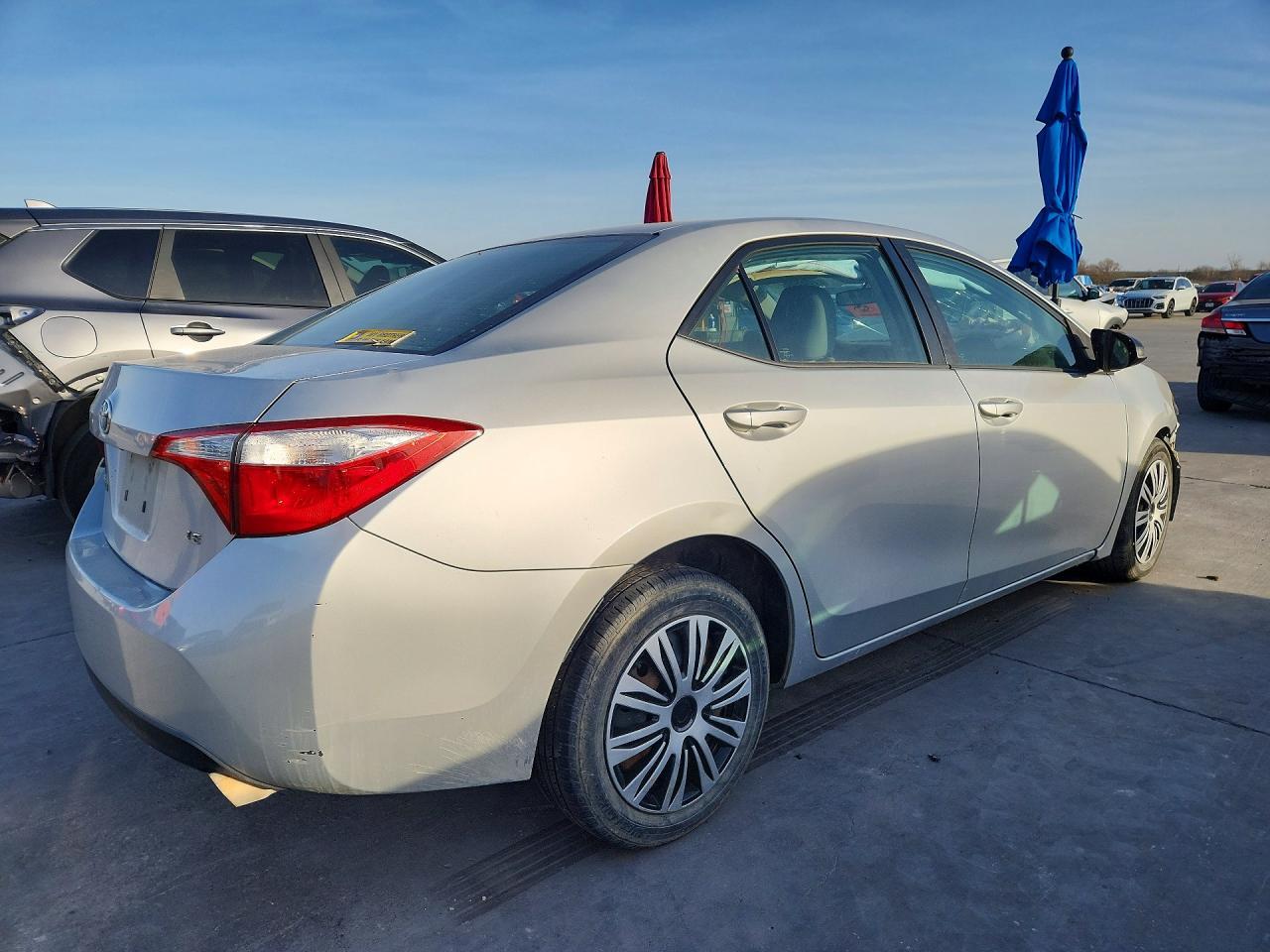 2016 TOYOTA COROLLA