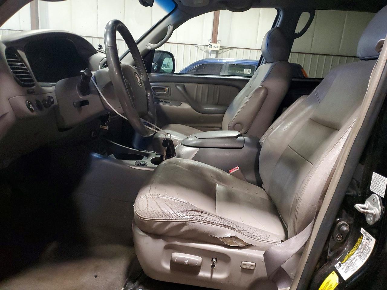 2006 TOYOTA Sequoia
