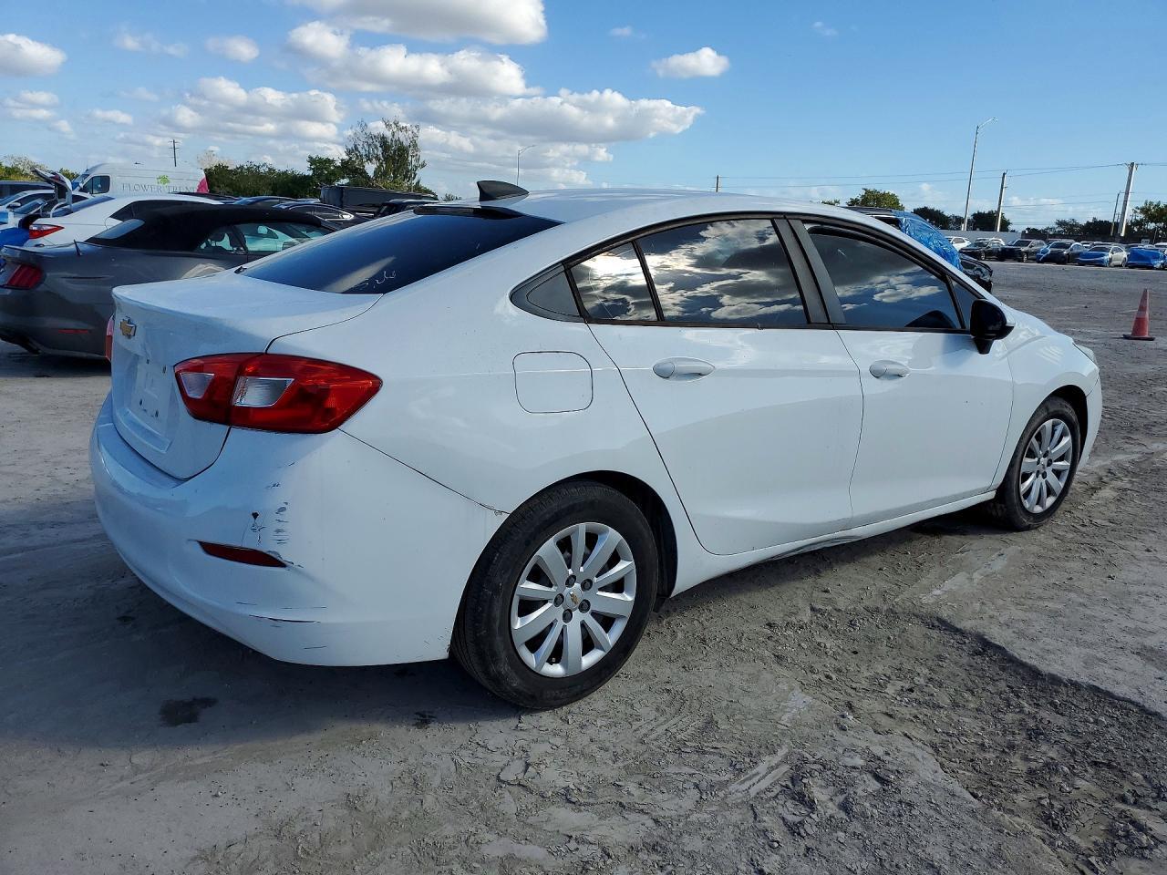 2016 CHEVROLET CRUZE