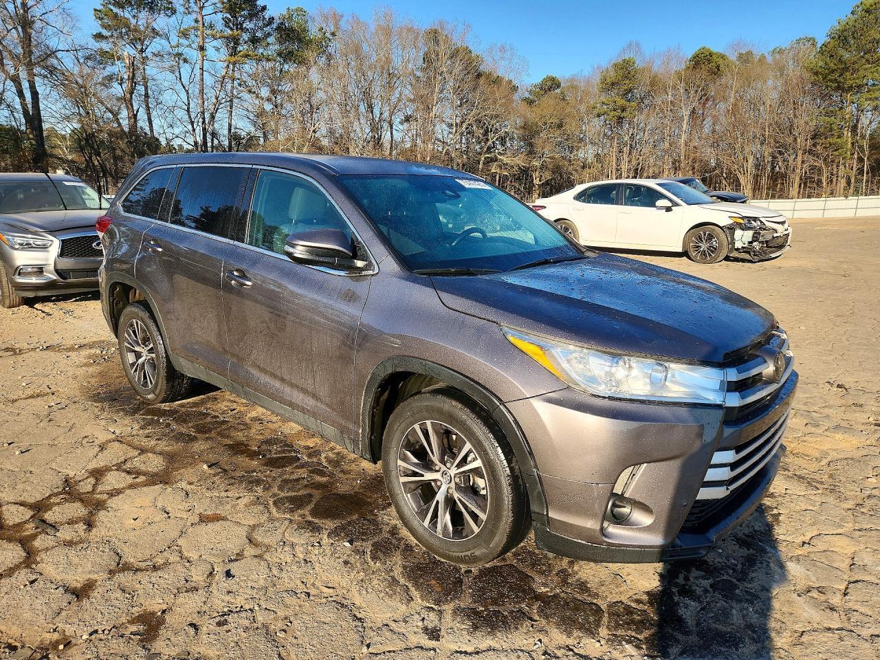 2019 TOYOTA HIGHLANDER