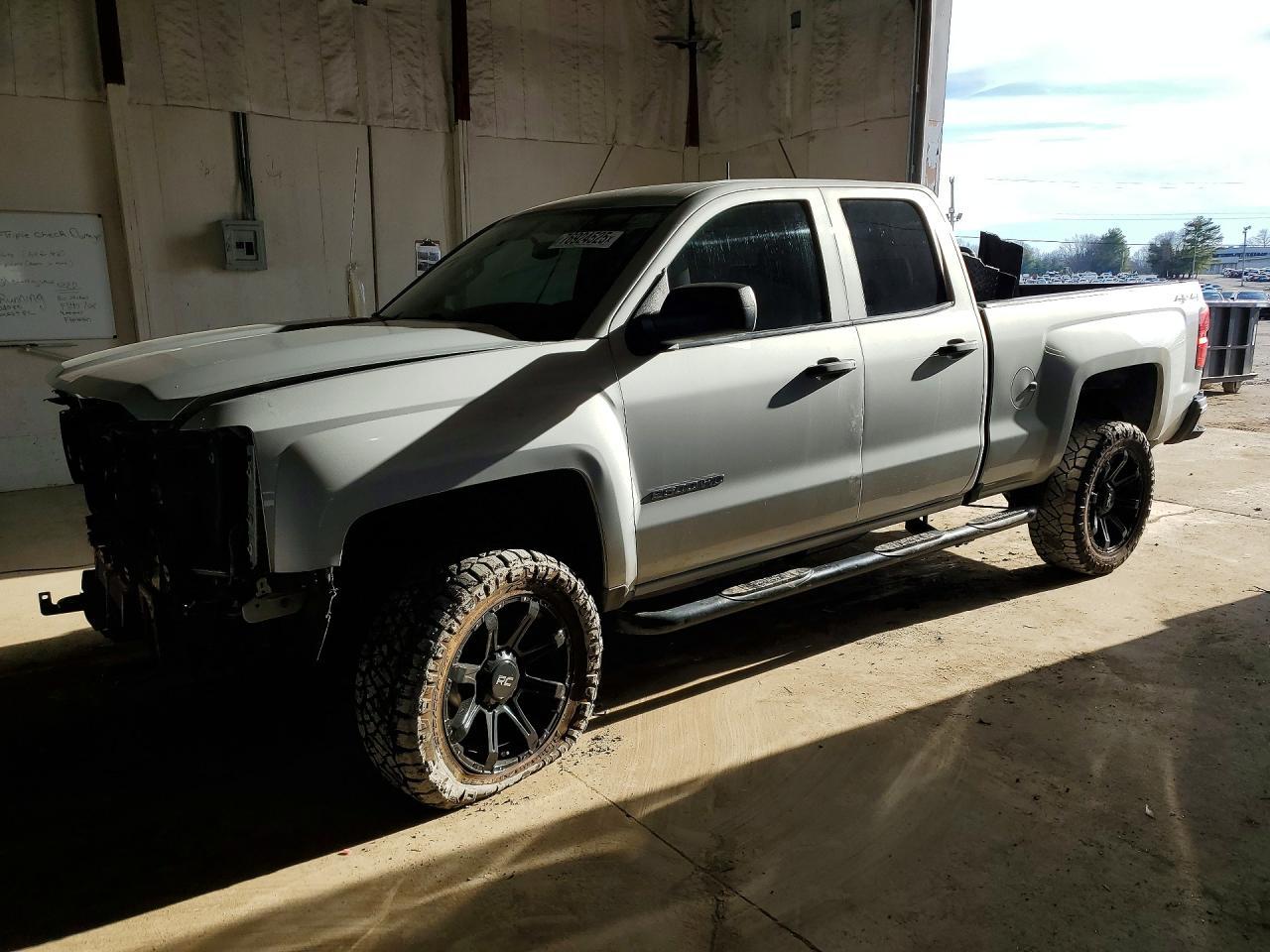 2017 CHEVROLET Silverado 2500