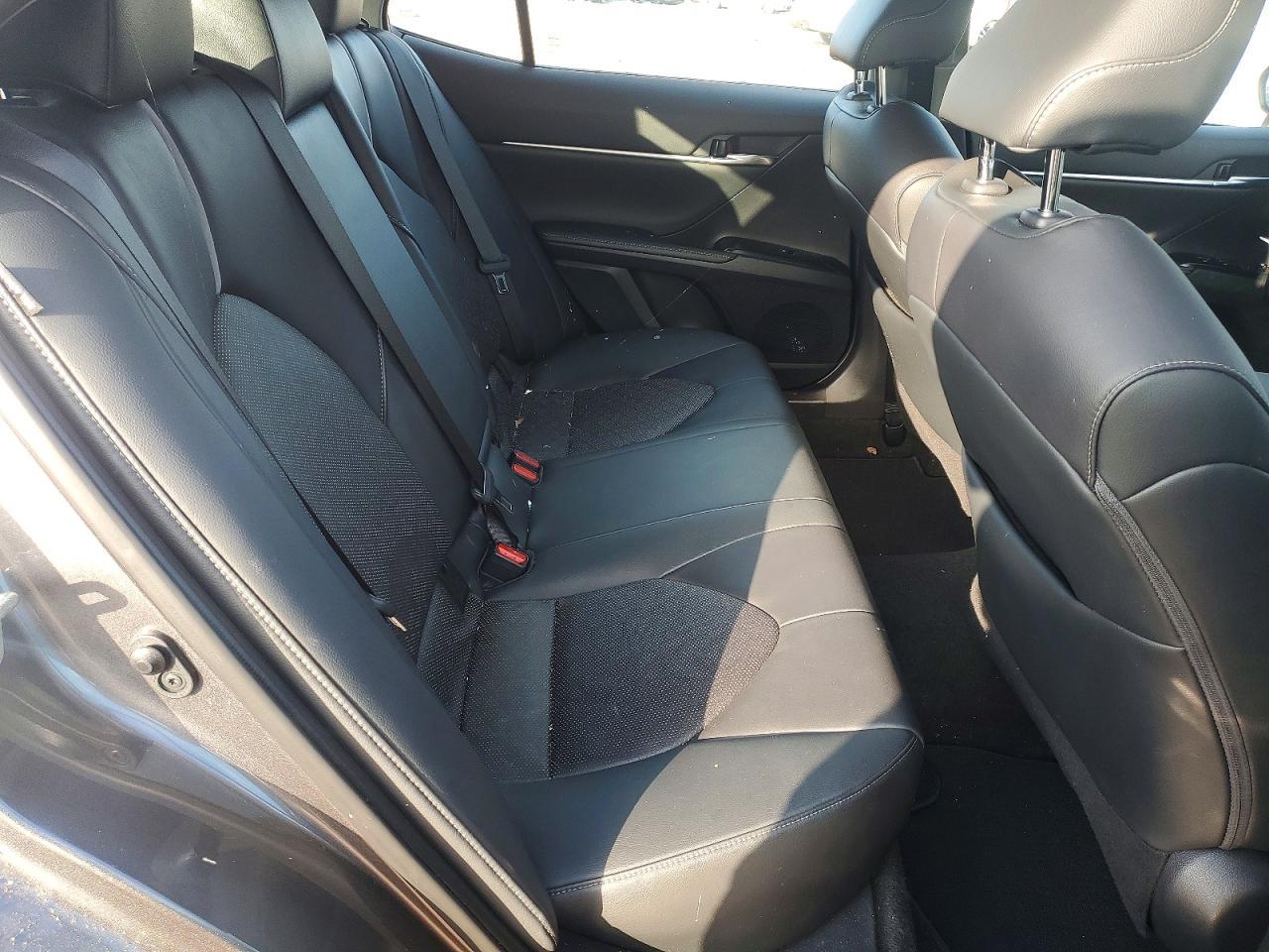 2019 TOYOTA CAMRY