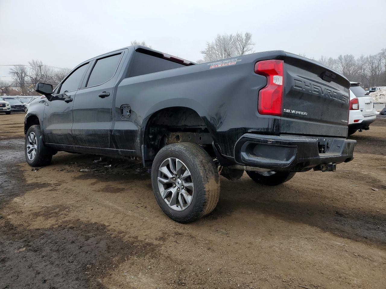 2021 CHEVROLET Silverado