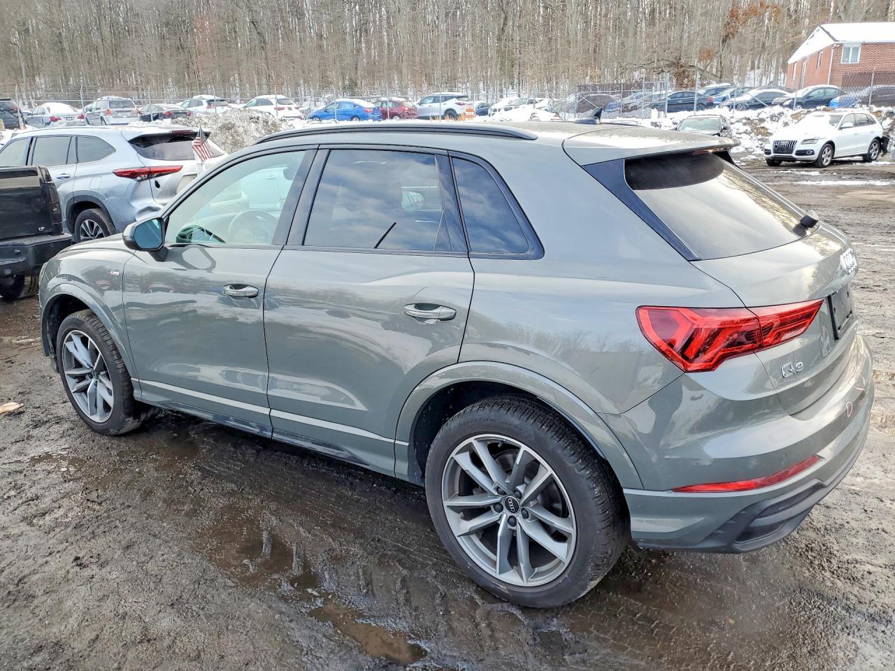 2024 AUDI Q3
