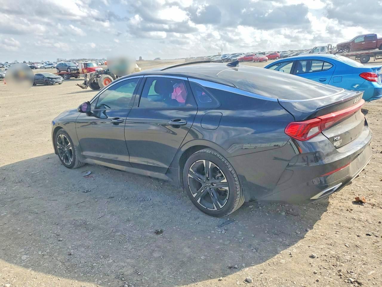 2022 KIA K5