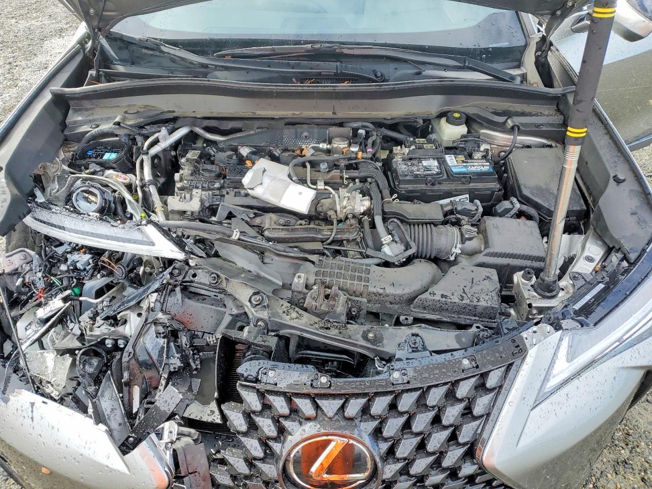 2021 LEXUS UX 200