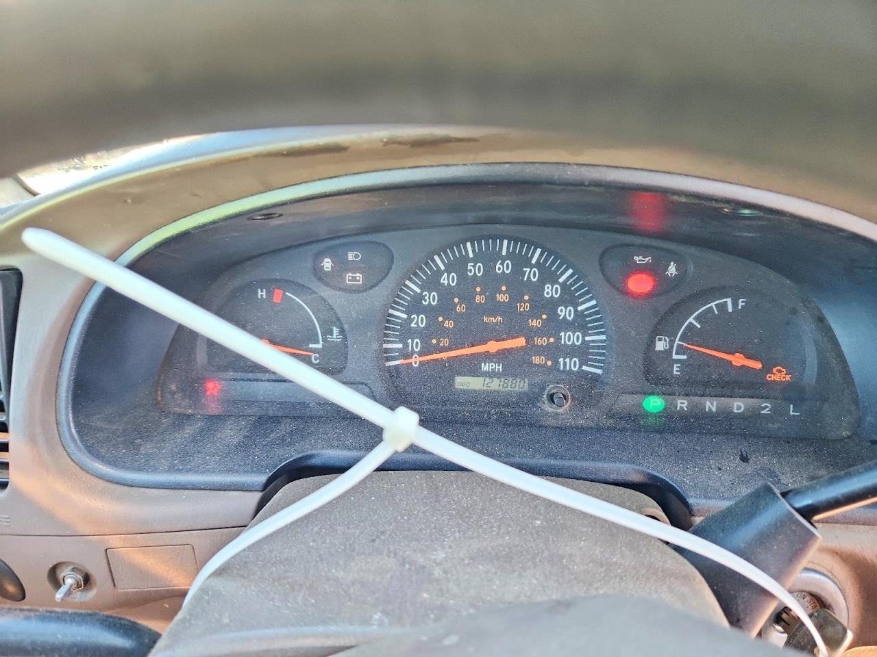 2001 TOYOTA TUNDRA