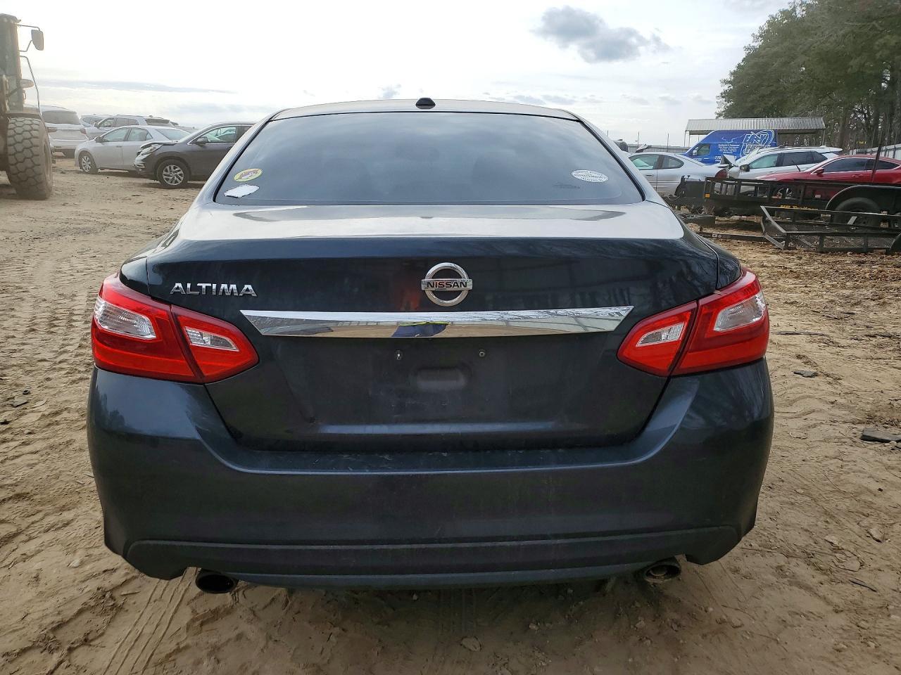 2017 NISSAN ALTIMA
