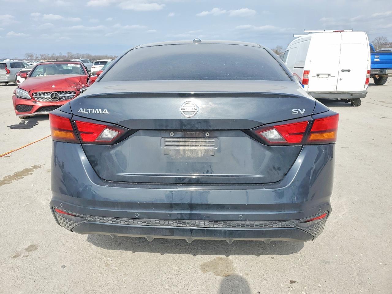 2022 NISSAN ALTIMA