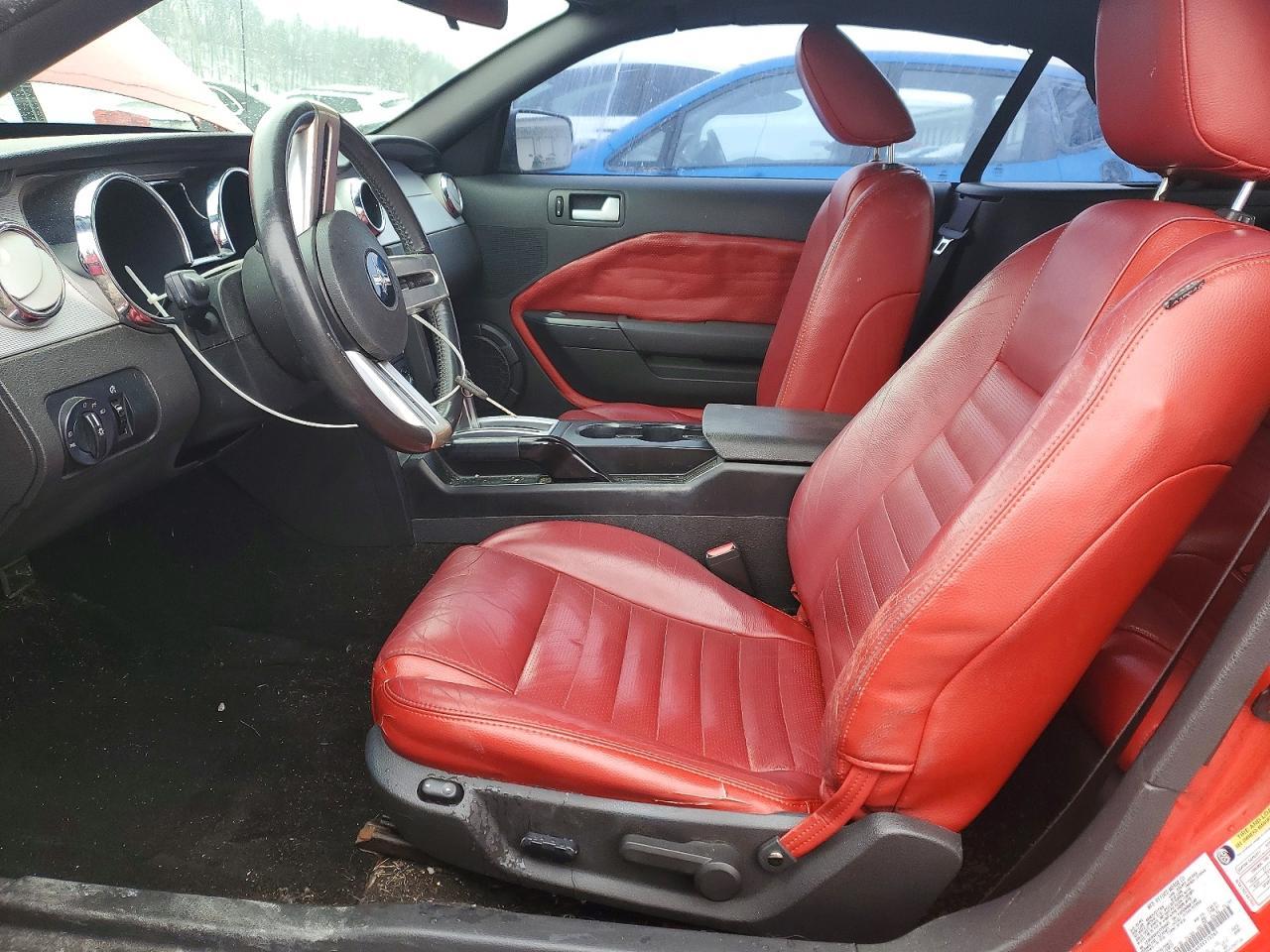 2005 FORD MUSTANG