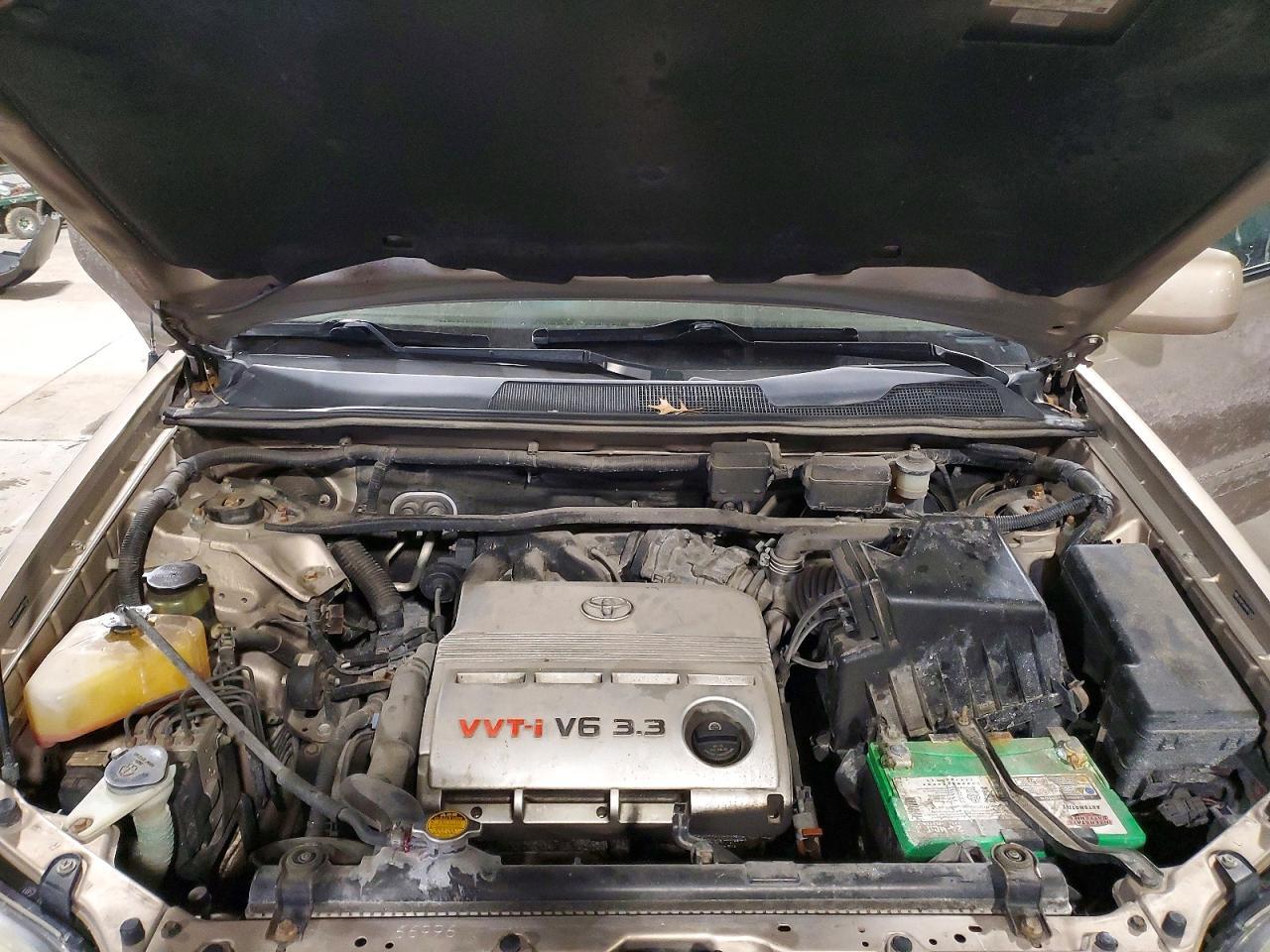 2004 TOYOTA HIGHLANDER