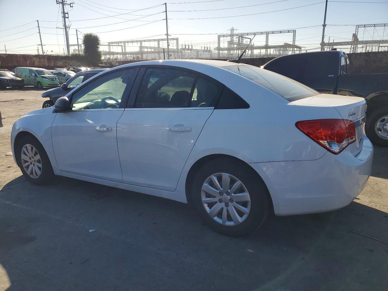2011 CHEVROLET CRUZE