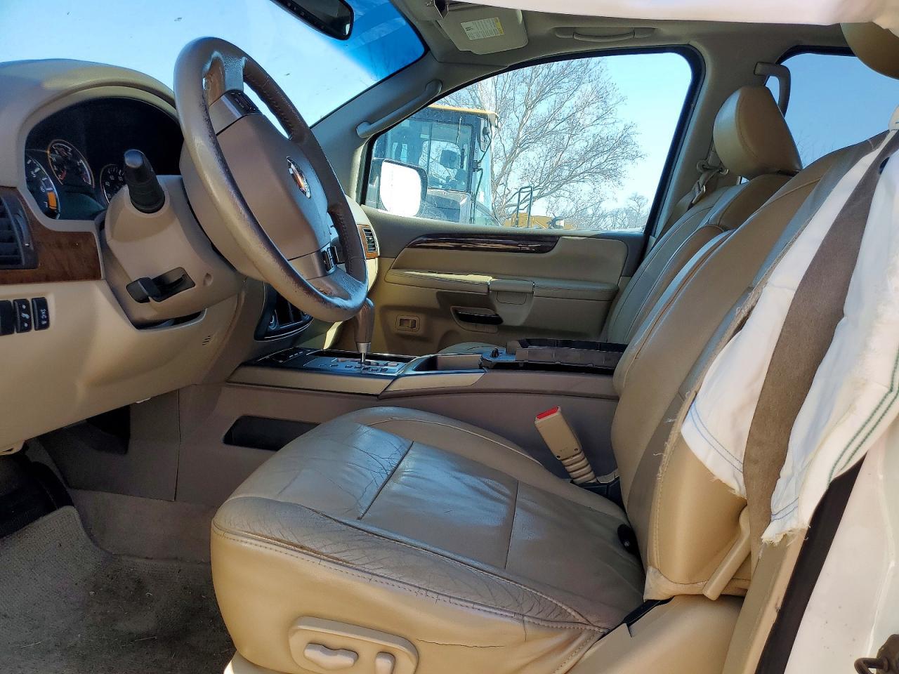 2011 NISSAN Armada