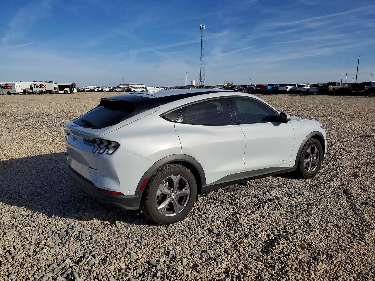 2021 FORD Mustang Mach-E