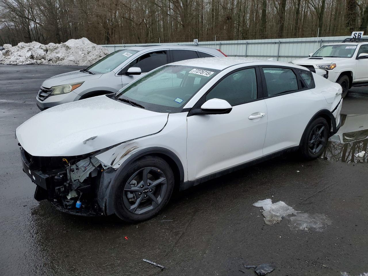 2025 KIA K4