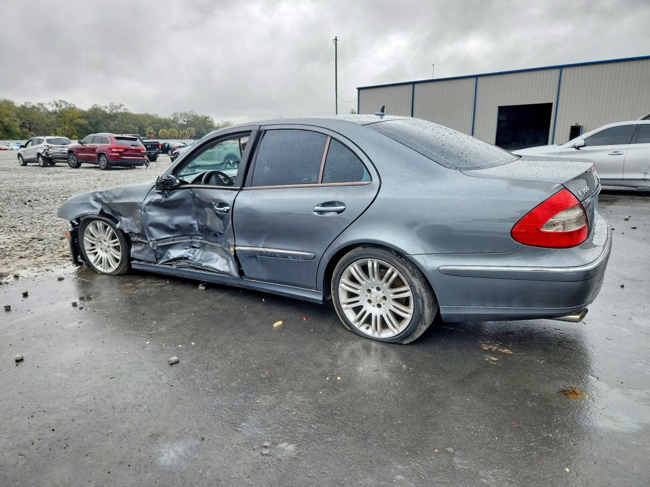 2007 MERCEDES-BENZ E-Class