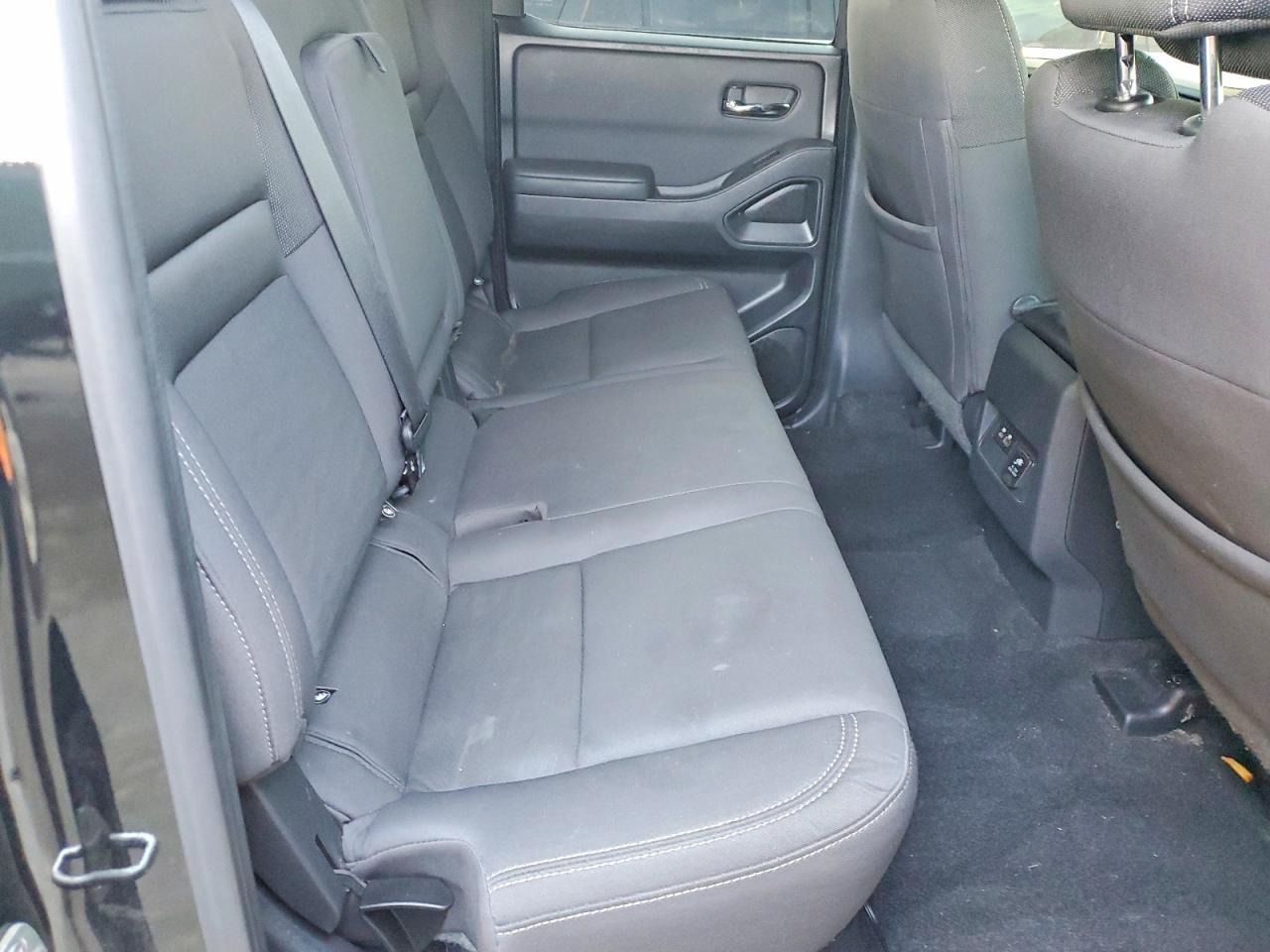 2022 NISSAN Frontier