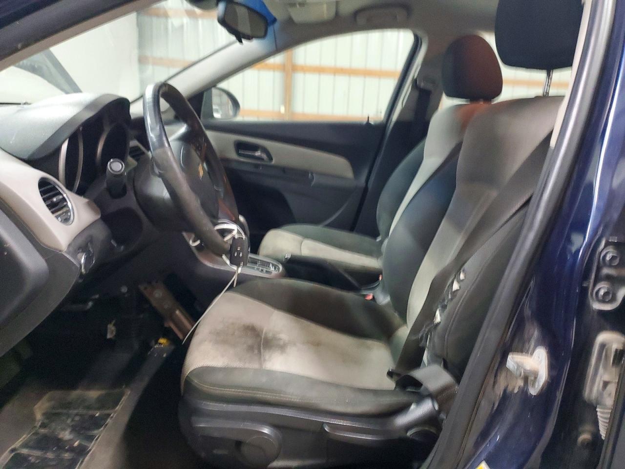 2011 CHEVROLET CRUZE