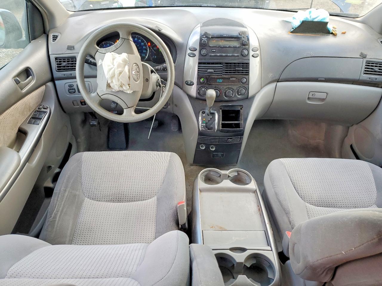 2007 TOYOTA SIENNA