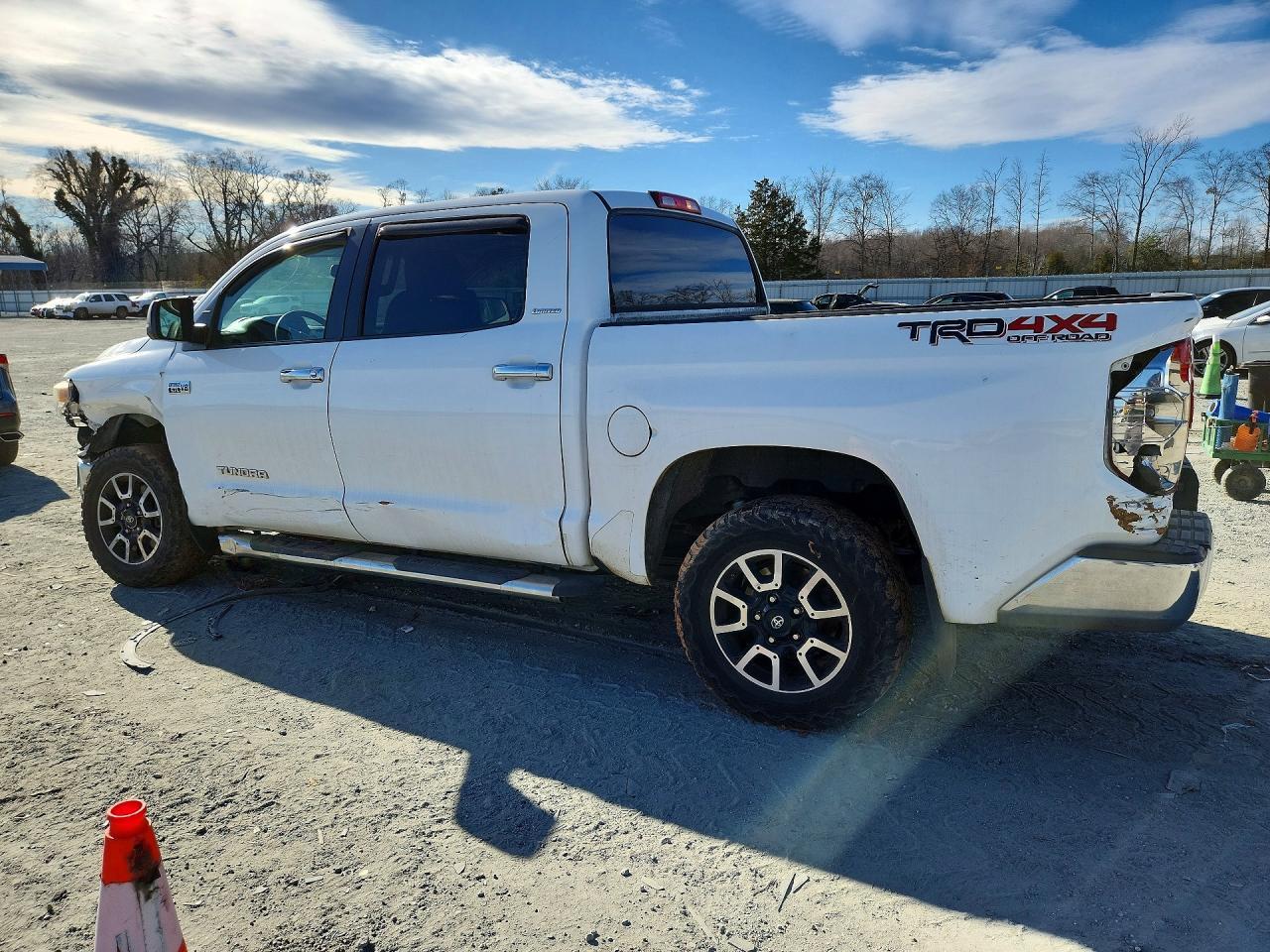 2014 TOYOTA TUNDRA