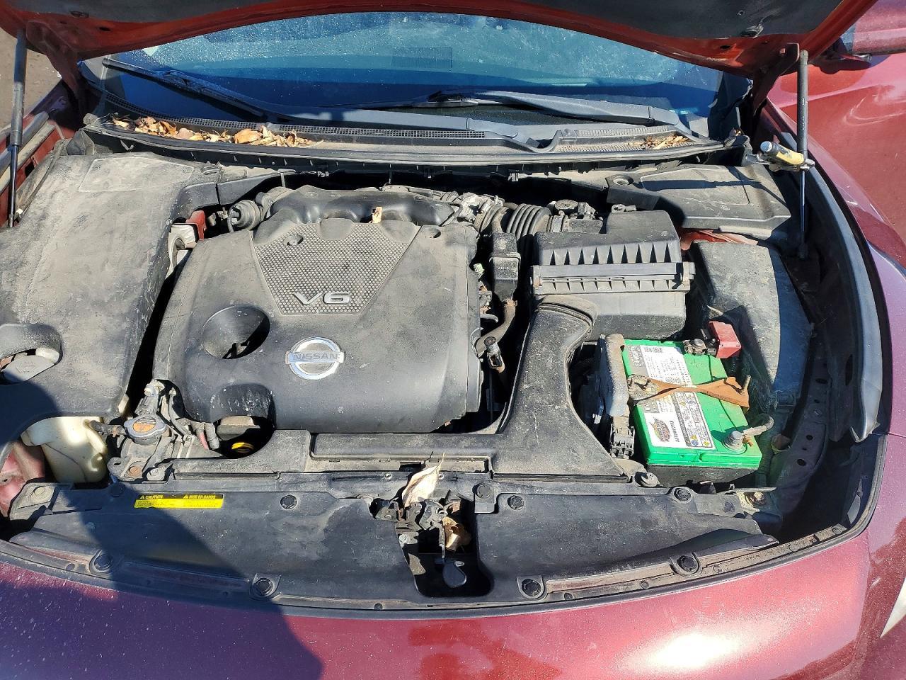 2010 NISSAN Maxima