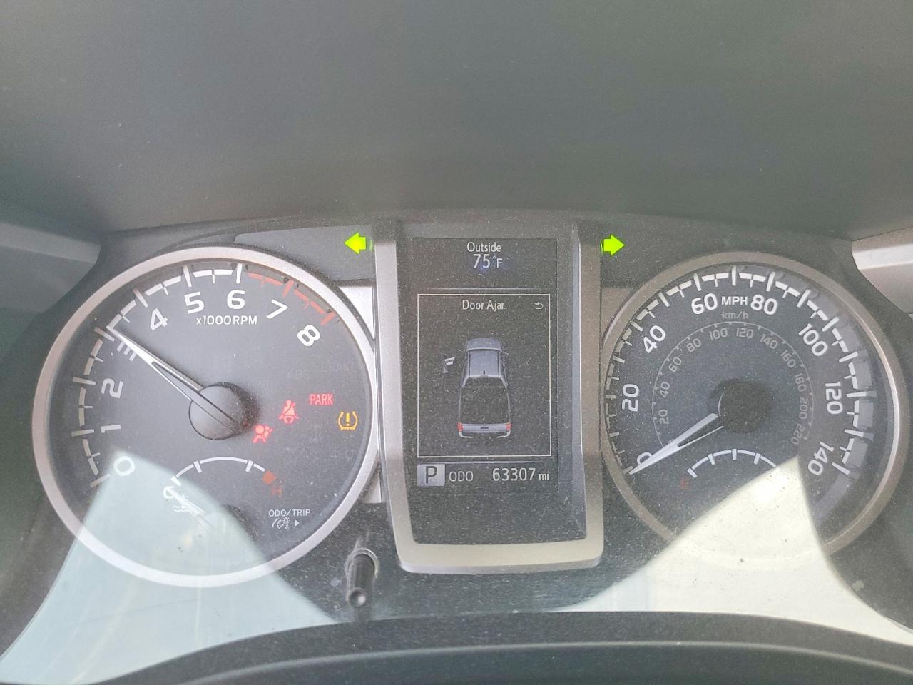 2016 TOYOTA TACOMA