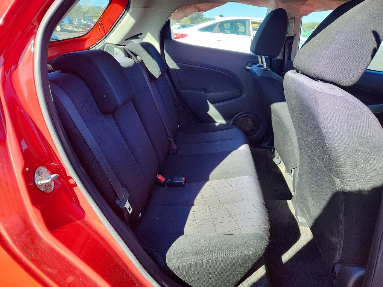 2013 MAZDA 2